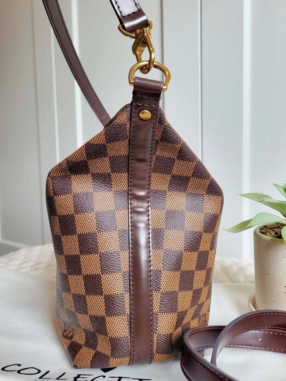 Louis Vuitton Illovo MM Brown Damier Ebene Shoulder Bag/ Satchel - Picture 10 of 17